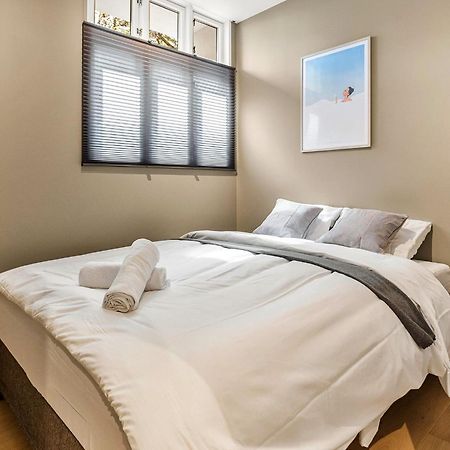 Brand New Apartment For Up To Six People Μπέργκεν Εξωτερικό φωτογραφία
